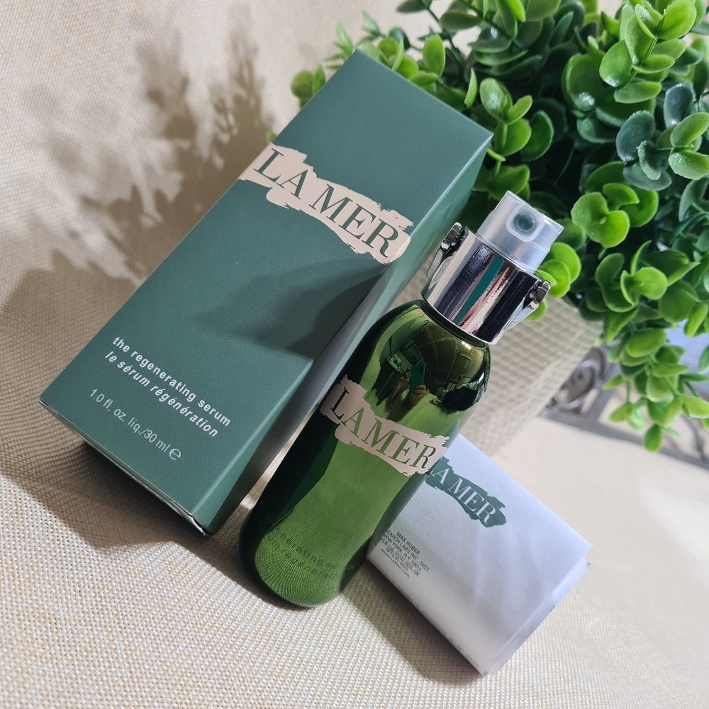 La mer the regenerating serum 1 oz.